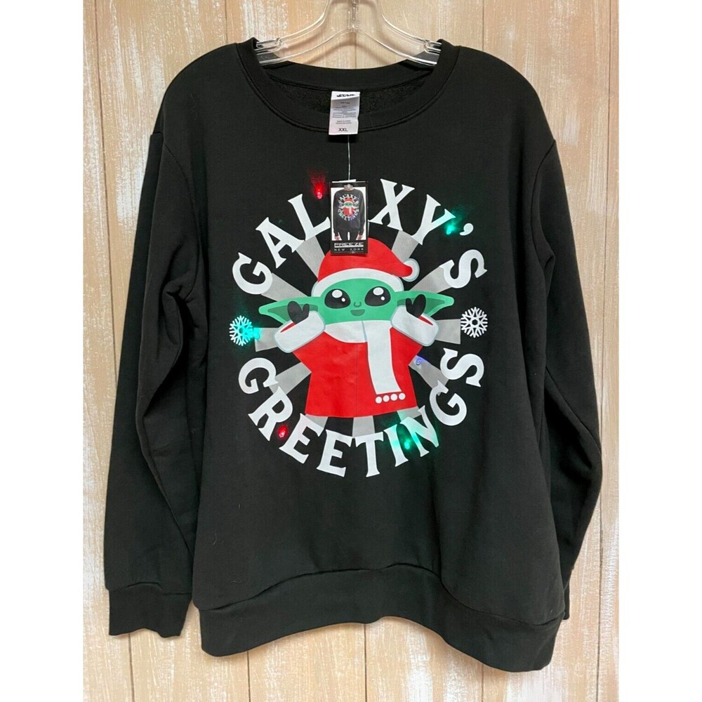 Star Wars Baby Yoda Galaxy Greetings Light Up Women’s Sweatshirt NWT Size XXL